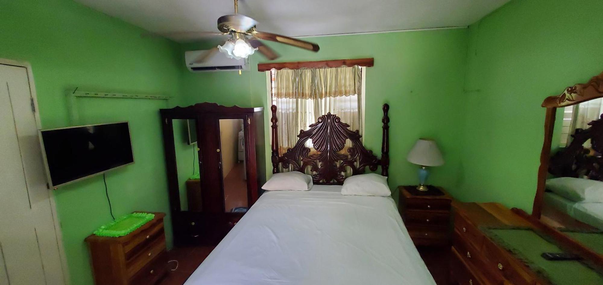 Little Shaw Park Guest House Ocho Rios Eksteriør billede