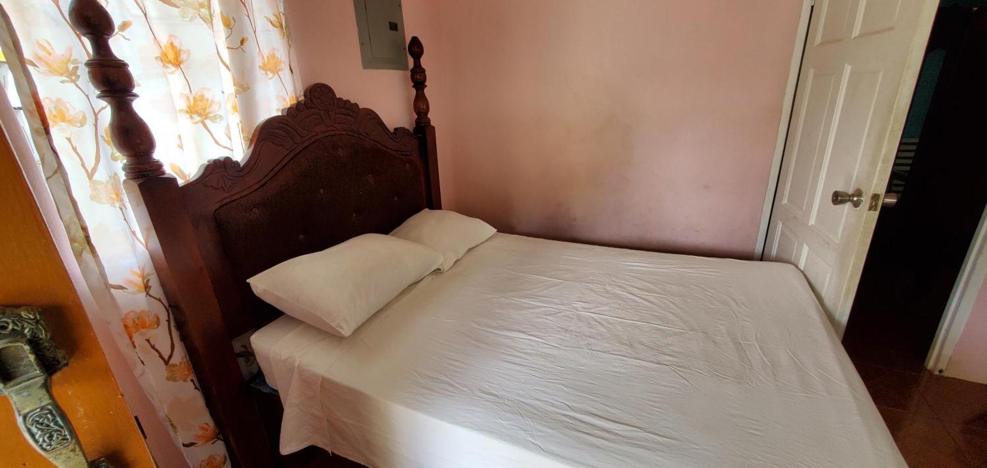 Little Shaw Park Guest House Ocho Rios Eksteriør billede