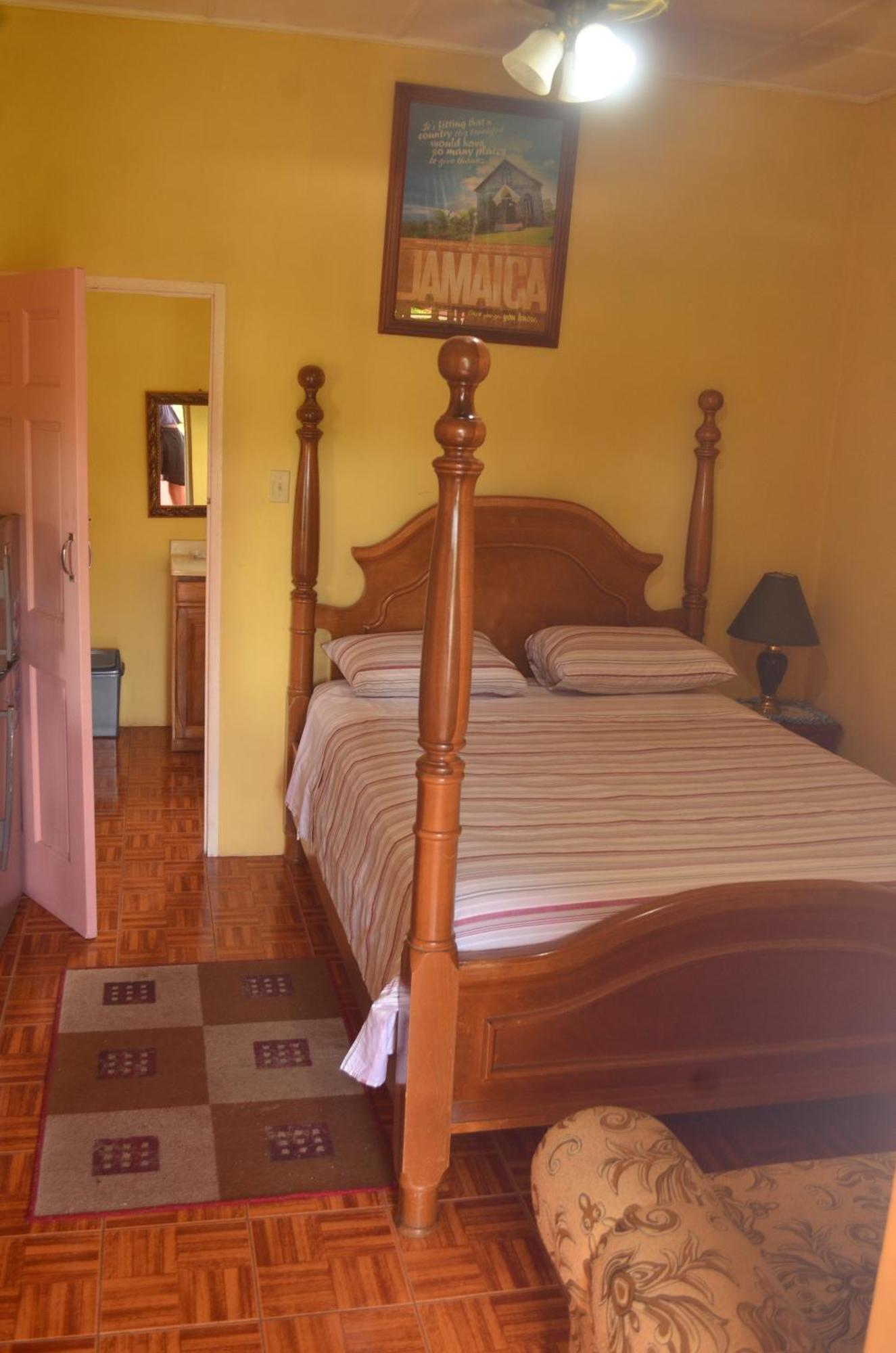 Little Shaw Park Guest House Ocho Rios Eksteriør billede