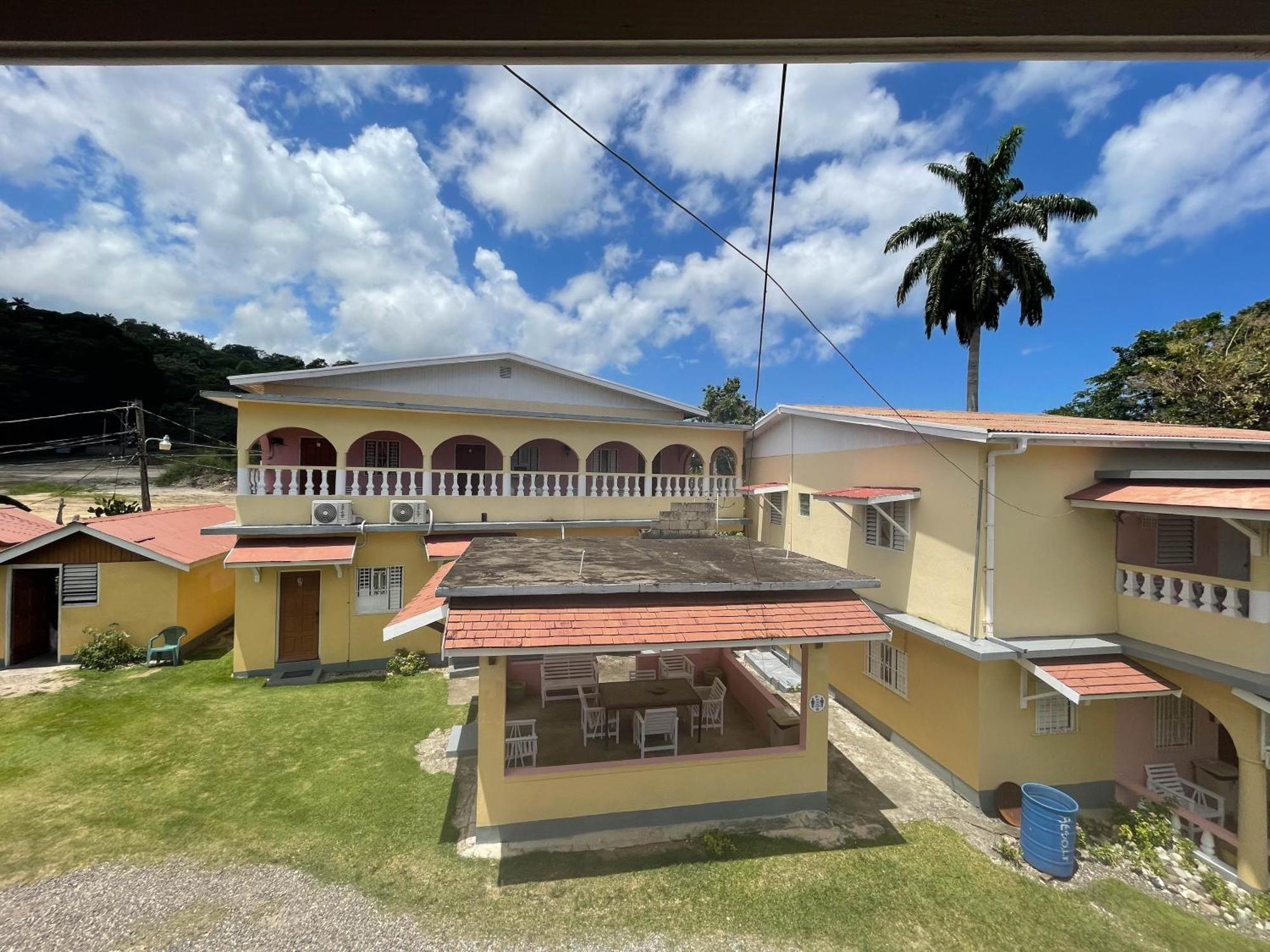 Little Shaw Park Guest House Ocho Rios Eksteriør billede