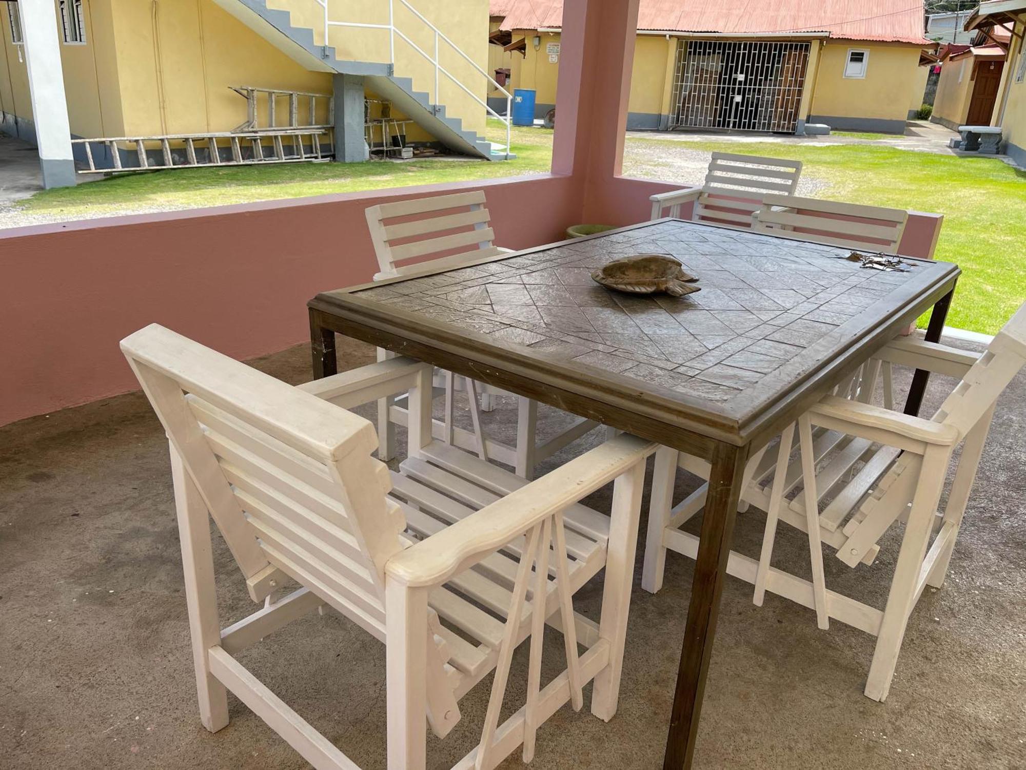Little Shaw Park Guest House Ocho Rios Eksteriør billede